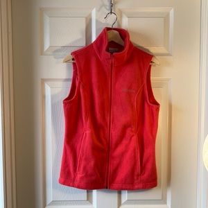 Pink Columbia Sleeveless Sweater Vest.